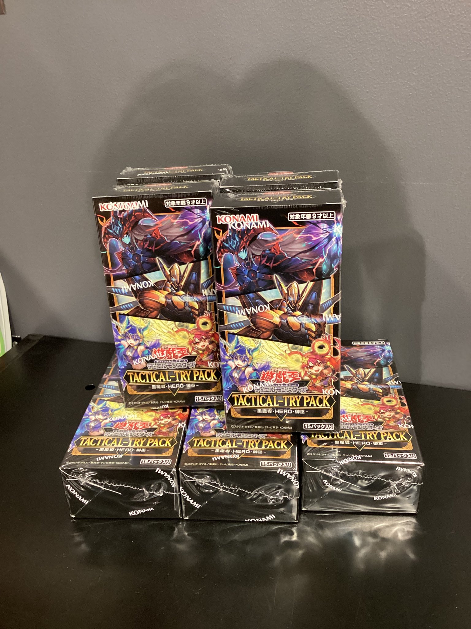 遊戯王OCG情報】タクティカルトライパック-黒魔導・HERO・御巫