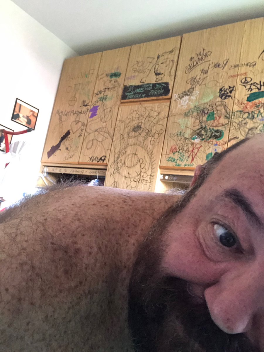 #Sonofigo #Sonobono #Pornobaffetto #GoodMorningEveryone