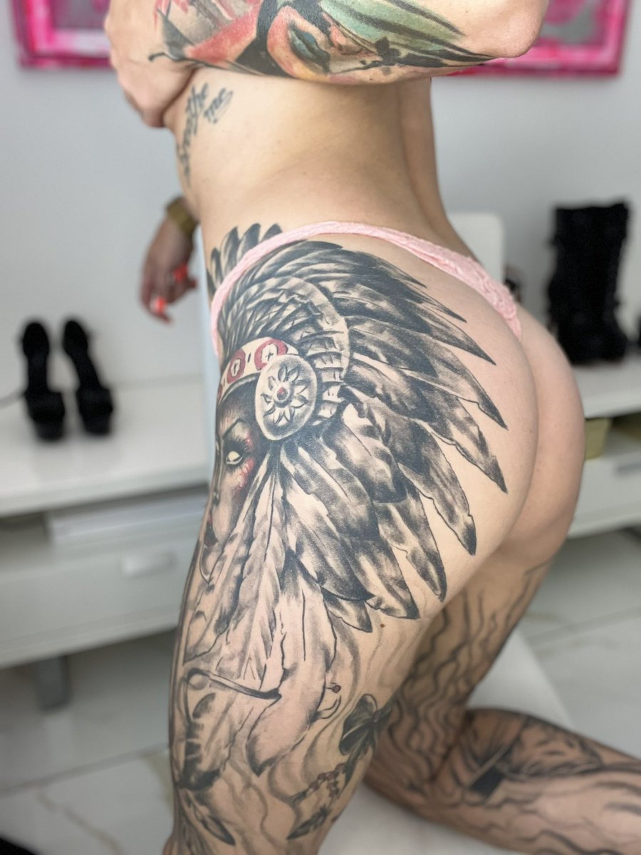 Wie gefallen dir meine tattoos 🤭