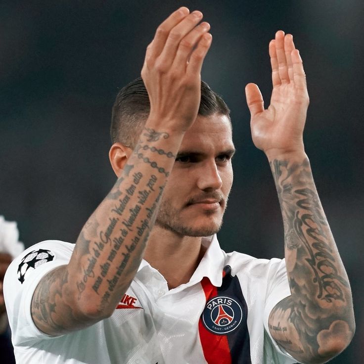 Dünkü olaylardan dolayı hem etkileşim hem takipçim düştü destek mentleri istiyorum etkileşim vermeyenleri takipten çıkıcam akşam editte atıcam etkileşim olsun onceden