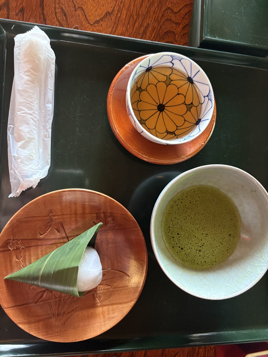 japan_rheu_vas's tweet photo. 第一回 血管炎デー開催しました✨

「自分の力ではどうにもならない人生にどんなふうに向き合うか」
ご住職のお話が胸にしみました。

交流会は「そうそう！」あり、笑いあり。
ステキな時間をありがとうございました。

#血管炎 #EGPA #MPA #GPA #高安動脈炎 #巨細胞性動脈炎 https://t.co/ZBu4ulClMr