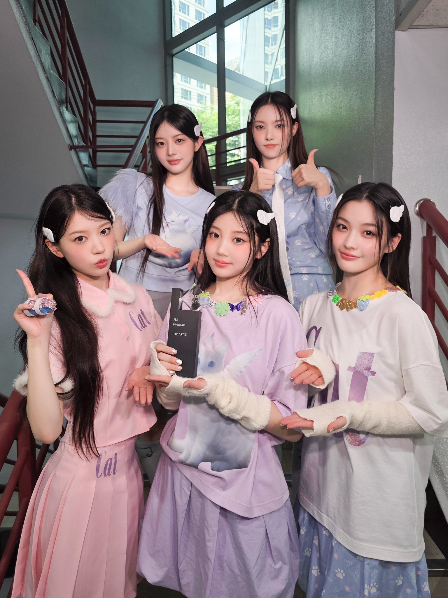 이번 컴백도 6주 꽉 채워서 한 아일릿 착장 모음.jpg | 인스티즈