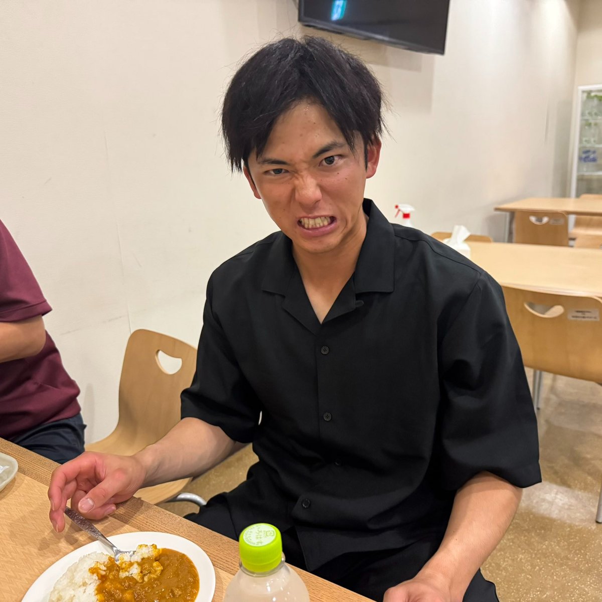 Rakuten__Eagles's tweet photo. マルチ安打の #中島大輔 選手と同点タイムリーツーベースヒットを放った #宗山塁 選手🍛

「宗山のときだけ上から撮ってる😡盛れる角度や😡」

#写真映えを気にする年頃
#盛りたがり覇気
#RakutenEagles
#キ！ https://t.co/bYfiBbJcL3