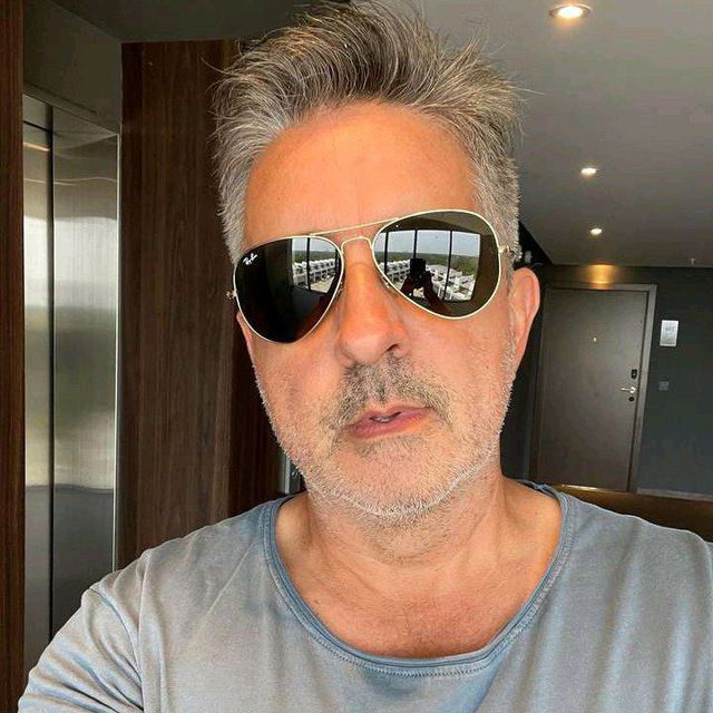 Class never runs out of style💫
Glasses on attitude up 😎🚀