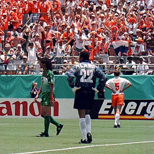 af_toe's tweet image. Oranje speelde in haar WK-geschiedenis drie duels op 29 juni en de uitslag was elke keer hetzelfde. Welke drie landen waren de tegenstanders? #voetbalquiz