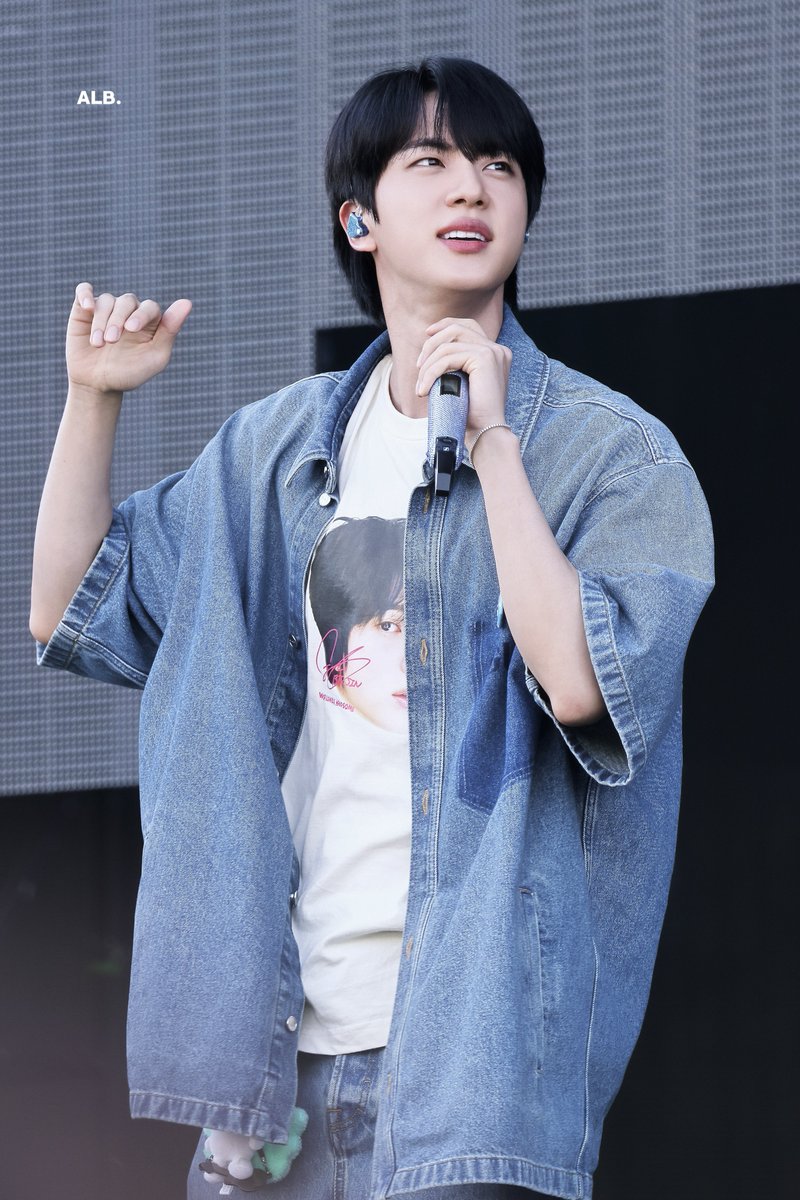 250629 HD 

#방탄소년단진 #김석진 #석진 #진  #BTSJIN #JIN 
#Jin_TOUR_KOREA #RUNSEOKJIN_epTOUR_KOREA
<a href="/BTS_twt/">방탄소년단</a>