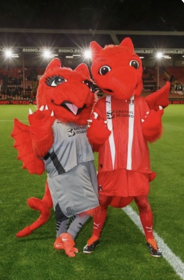 Harriet Armstrong tweet media