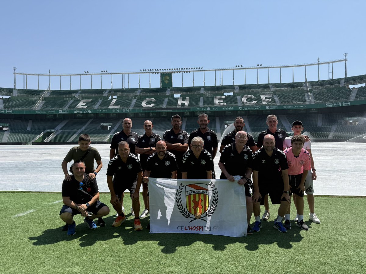 A gomez (@angelgomez76r) on Twitter photo Gran homenaje a Llopis. Enorme persona que con 80 y pico años, aún se puso las botas y mostró su calidad. ❤️ es la magia del fútbol. Elche - Hospi. Hoy un poco tieso, pero estaré recuperado para la ponencia de esta tarde en Space Fútbol, de otro grande, <a href="/Josujosu22/">Josu Rodríguez</a> os espero. Gran homenaje a Llopis. Enorme persona que con 80 y pico años, aún se puso las botas y mostró su calidad. ❤️ es la magia del fútbol. Elche - Hospi. Hoy un poco tieso, pero estaré recuperado para la ponencia de esta tarde en Space Fútbol, de otro grande, <a href="/Josujosu22/">Josu Rodríguez</a> os espero.