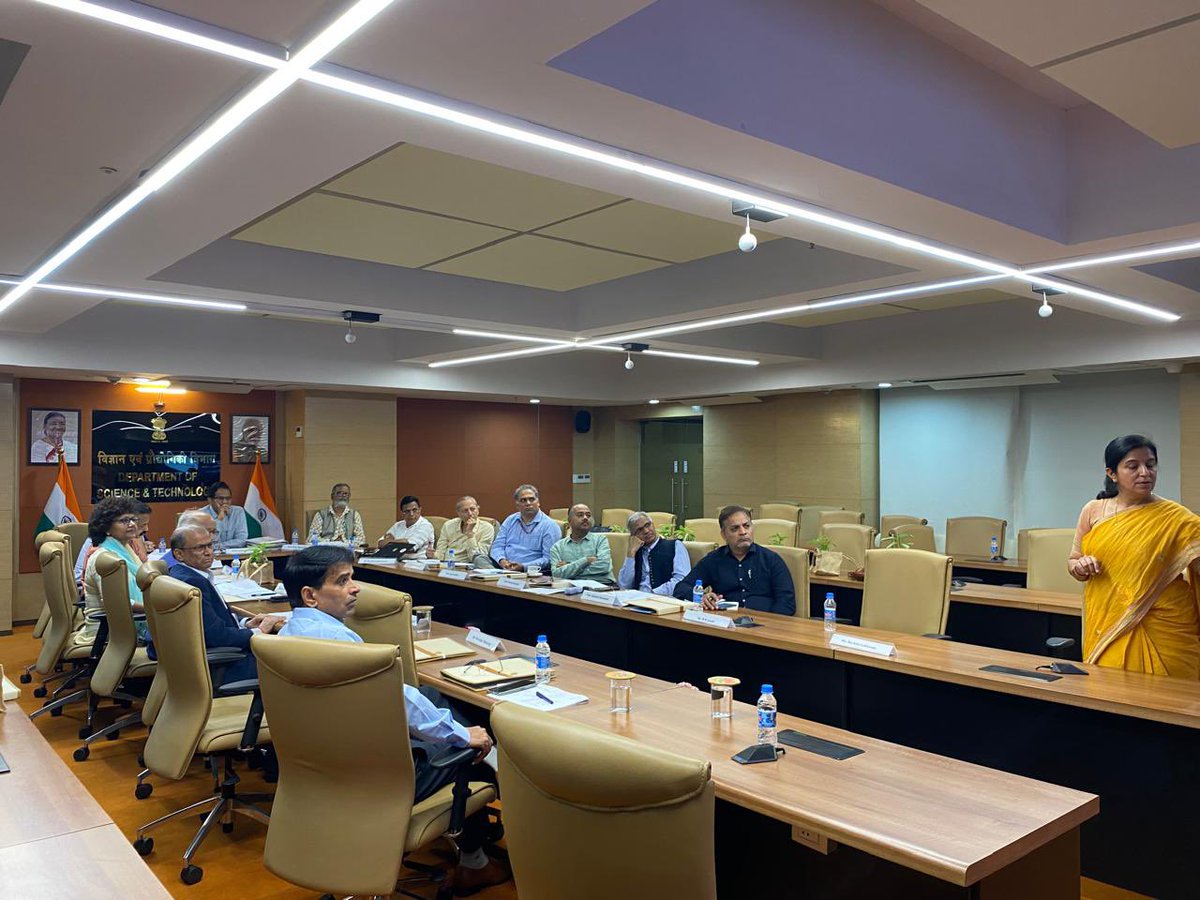 Promotion of University Research and Scientific Excellence (#PURSE): one of the Flagship Infrastructure programs of <a href="/IndiaDST/">DSTIndia</a>, is strengthening  the research capacity of Indian Universities. The program is aligned with  national priorities like Made in India, Waste processing,