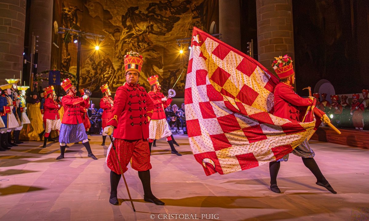 MURISKA

<a href="/duguna/">Iruñeko dantzariak</a> 
<a href="/santelmomuseoa/">San Telmo Museoa</a>