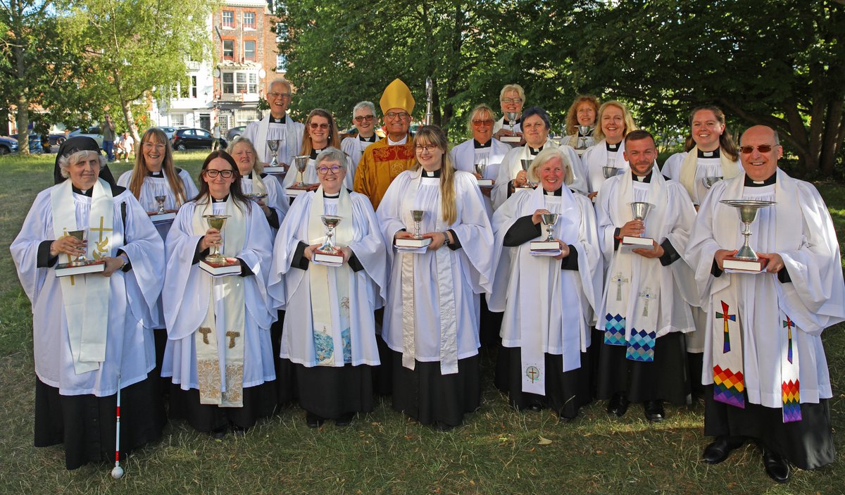 Portsmouth Diocese (@cofeportsmouth) on Twitter photo Our bishop <a href="/JonathanHFrost/">Bishop of Portsmouth</a> ordained 18 new priests yesterday in a moving service <a href="/PortsmouthCath/">Portsmouth Cathedral ☩</a>. It included the laying on of hands & the anointing with oil. These #newrevs will continue to serve in parishes across our diocese. Read more on portsmouth.anglican.org/ordinations Our bishop <a href="/JonathanHFrost/">Bishop of Portsmouth</a> ordained 18 new priests yesterday in a moving service <a href="/PortsmouthCath/">Portsmouth Cathedral ☩</a>. It included the laying on of hands & the anointing with oil. These #newrevs will continue to serve in parishes across our diocese. Read more on portsmouth.anglican.org/ordinations