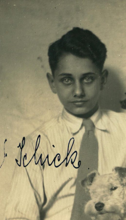 29 June 1921 | A Czech Jew, Vilém Schick, was born in Prague.

He was deported to #Auschwitz from #Theresienstadt Ghetto on 6 September 1943. He did not survive.