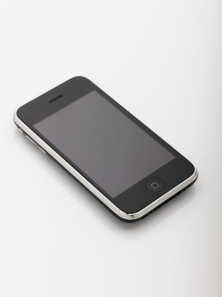 sciencemuseum's tweet image. 📱 18 years ago today, Apple’s first ever iPhone went on sale, changing the landscape of mobile phones forever
To chart the evolution of this marvel of the modern age and discover how came to live in an increasingly connect world visit our Information Age gallery and explore…