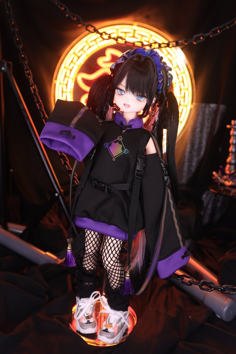 ［ネオチャイナ　バルーンタイプ］
 ヤフオク出品しました☺
7/6（日）　21時台終了です。
このタイプの形、カラーの通常販売はありません。 
テープとプリントは光を当てると光るよ💛
注意をよく読んでご検討お願いいたします。
RPしていただけるととてもうれしいです…！
auctions.yahoo.co.jp/jp/auction/f11…