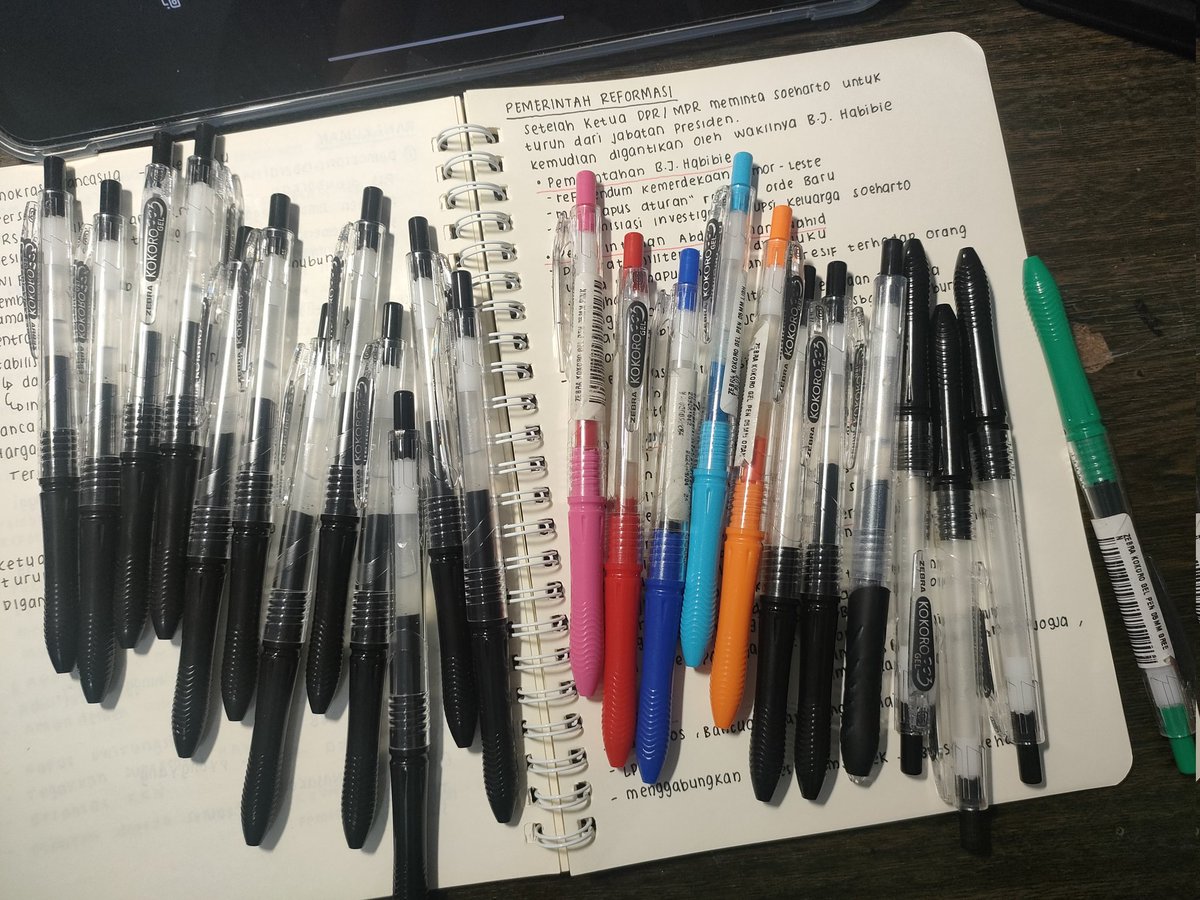 daisysammich's tweet image. i loveeee youu...kokoroo....