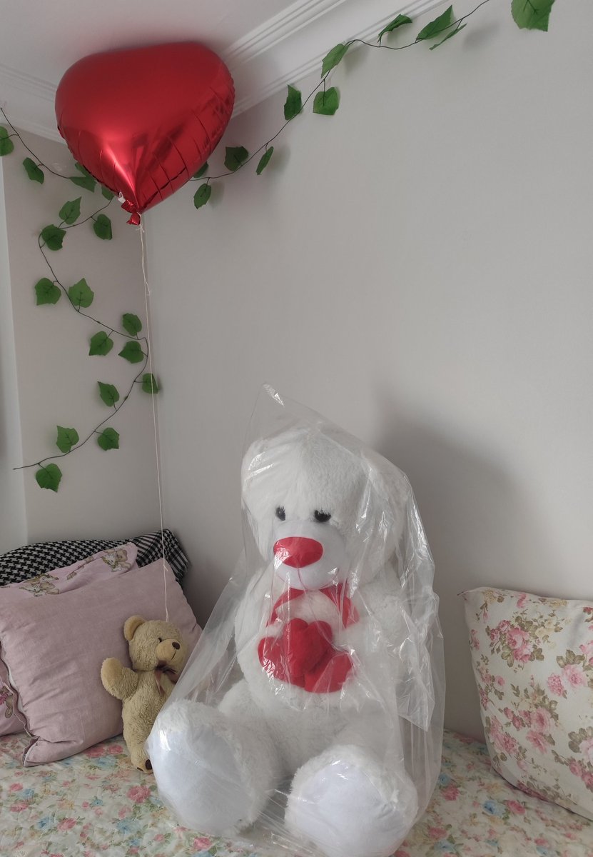 BENİM BUNDANIM VAR VE BU KIZ ARTIK "18"!!!!!!