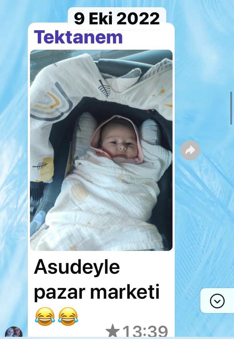 nurgul22's tweet image. Depremden 4ay önce bir pazar günü,Oğlumun mutluluğuna bakın,torunum Asude’yi ilk defa markete götürmüş..Kendi hallerinde,çok mutluydu benim yavrularım..Bazılarının çocukları daha fazla mal mülk sahibi olsun diye,benim kuzularım 8gün enkaz altında kaldı.Ben,bakmaya kıyamadığım…