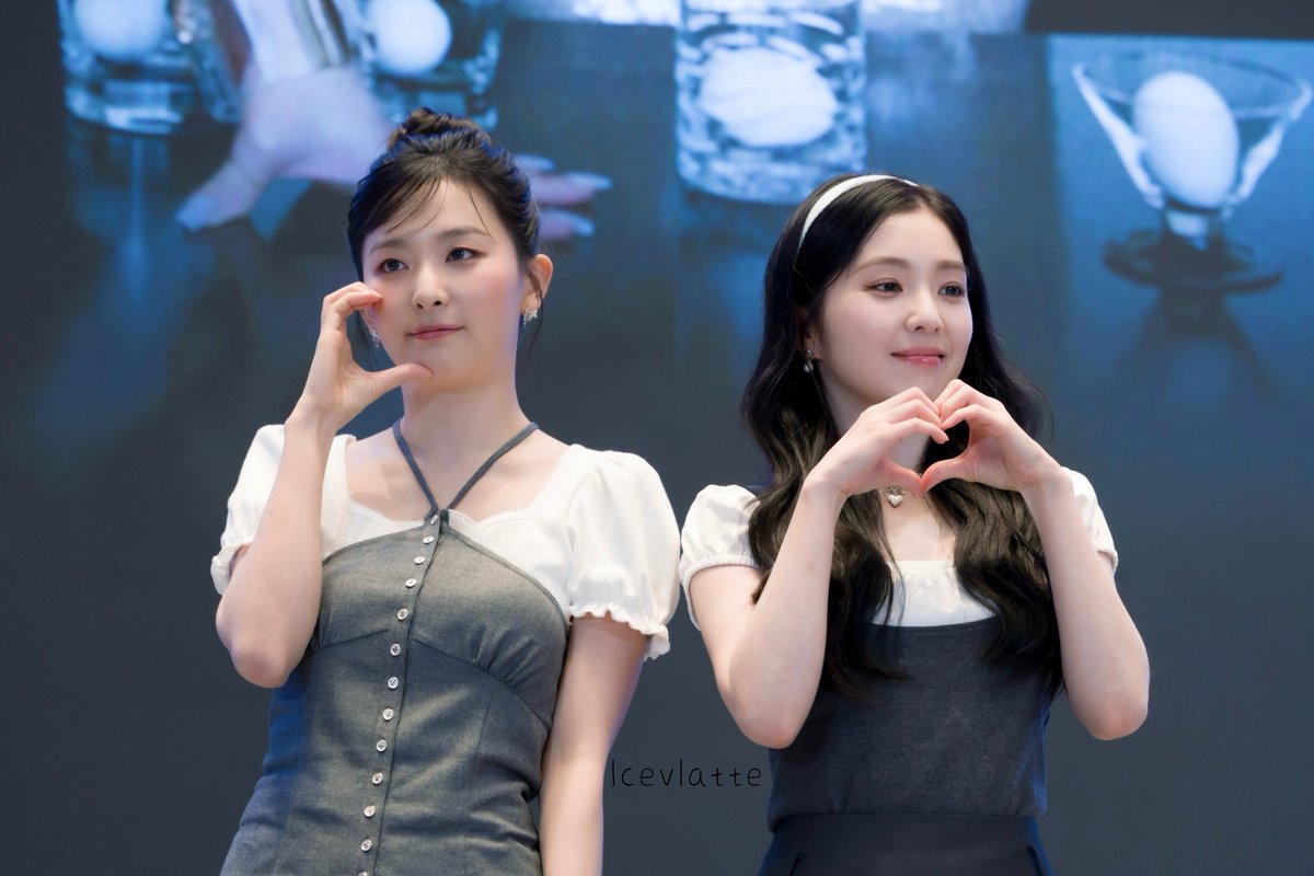_Icevlatte's tweet photo. 250621 Aseul in guangzhou
IRENE&amp;SEULGI🐰🐻

#아이린 #IRENE #슬기 #SEULGI 
#레드벨벳 #Redvelvet https://t.co/fEIHgfKtZ1