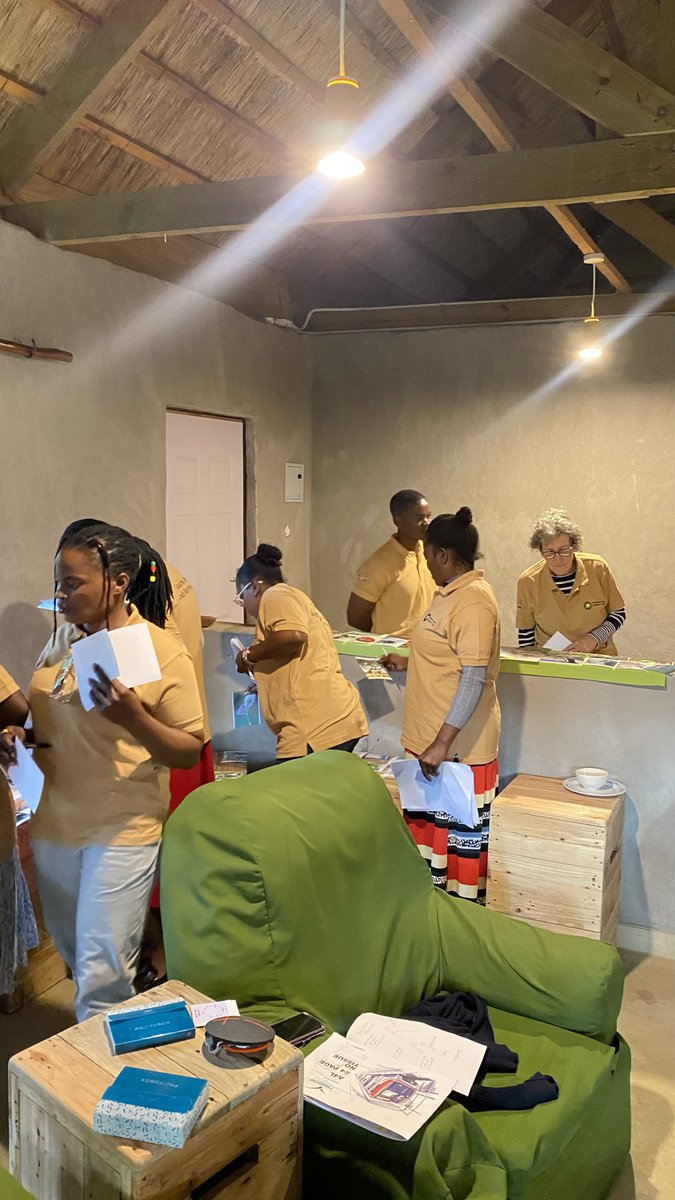 Palliative care is rewarding but demanding. Our Queens team took time to “refill our cups” with rest, mindfulness &amp; gratitude at a retreat led by Hilary Murdoch. Caring for ourselves helps us care deeply for others. Read more: palliativecaremalawi.org/articles/refil…