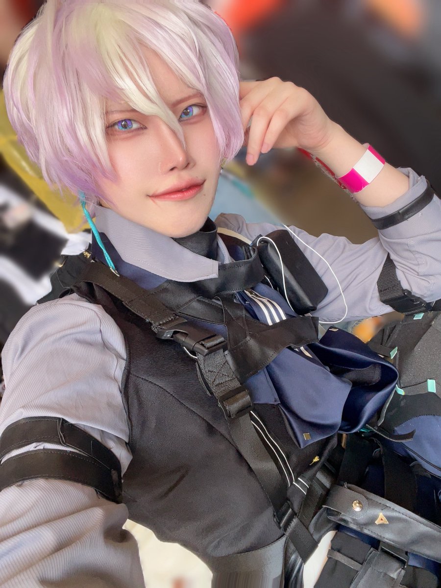 itudemo_netai__'s tweet image. にじそおつかれさまでした🌟
(手袋×ごめんなさい！)
#にじそコス
#CLAWSPLAY