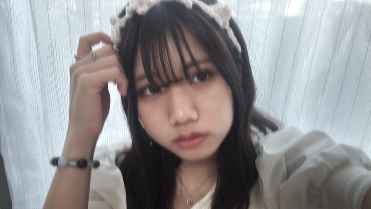 本日初めての撮影会でした📸
久々の撮影で沢山はしゃいできました！
きりっとしたかっこいい撮影も得意になりたいなー‼️
ちなみにこの花のヘッドドレスは撮影会のために編みました🧶
#被写体 #大阪被写体 #関西被写体 #関西撮影会 #大阪撮影会 #撮影 #ポートレート  #mimi撮影会 #編み物