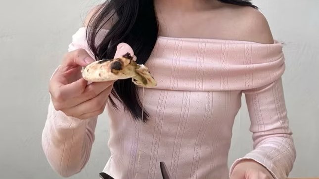 🍨 tweet media