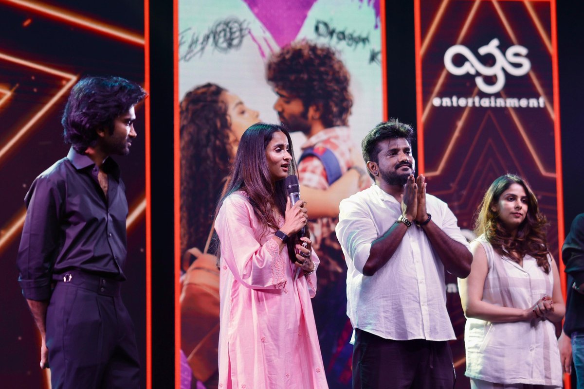Ags_production's tweet image. Our very own creative producer @archanakalpathi at the #Historic100DaysOfDragon 🔥
@pradeeponelife @Dir_Ashwath @leon_james @anupamahere @11Lohar
#KalpathiSAghoram #KalpathiSGanesh #KalpathiSSuresh @aishkalpathi @Ags_production