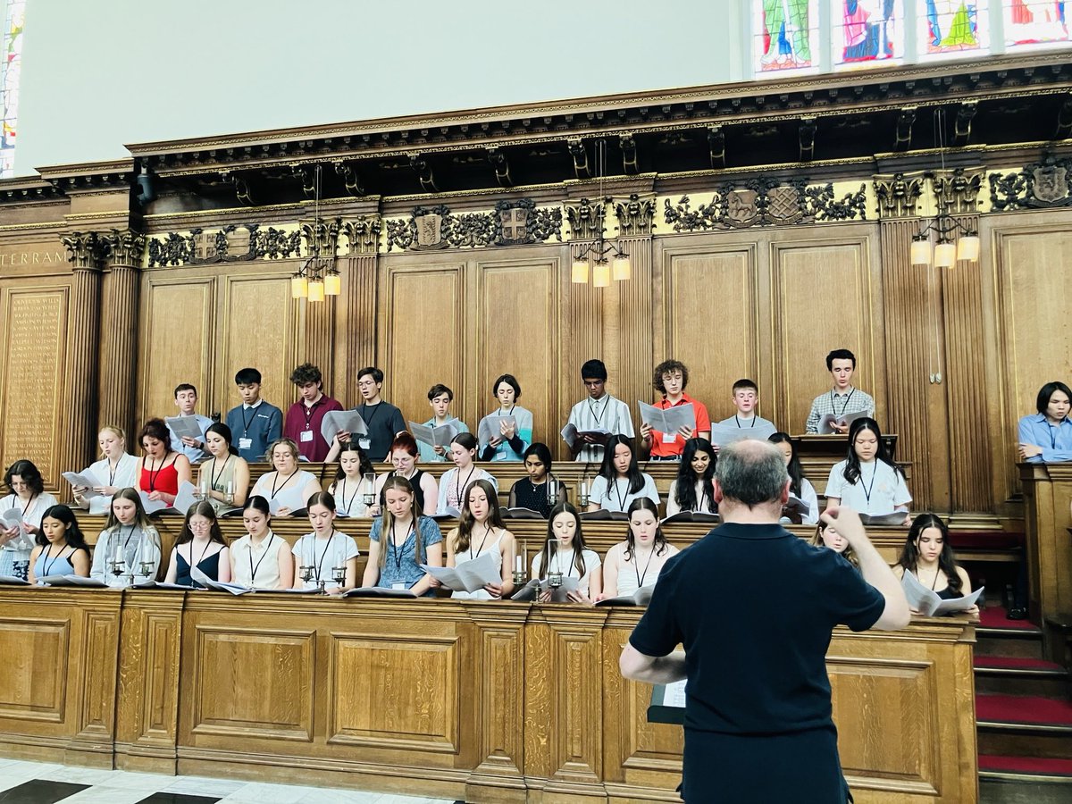 A lovely sound already from today's #CamChoralExperience! ⁦<a href="/TrinCollCam/">Trinity College</a>⁩ ⁦<a href="/CamUniCMP/">Cambridge University Centre for Music Performance</a>⁩ #SingAtCam