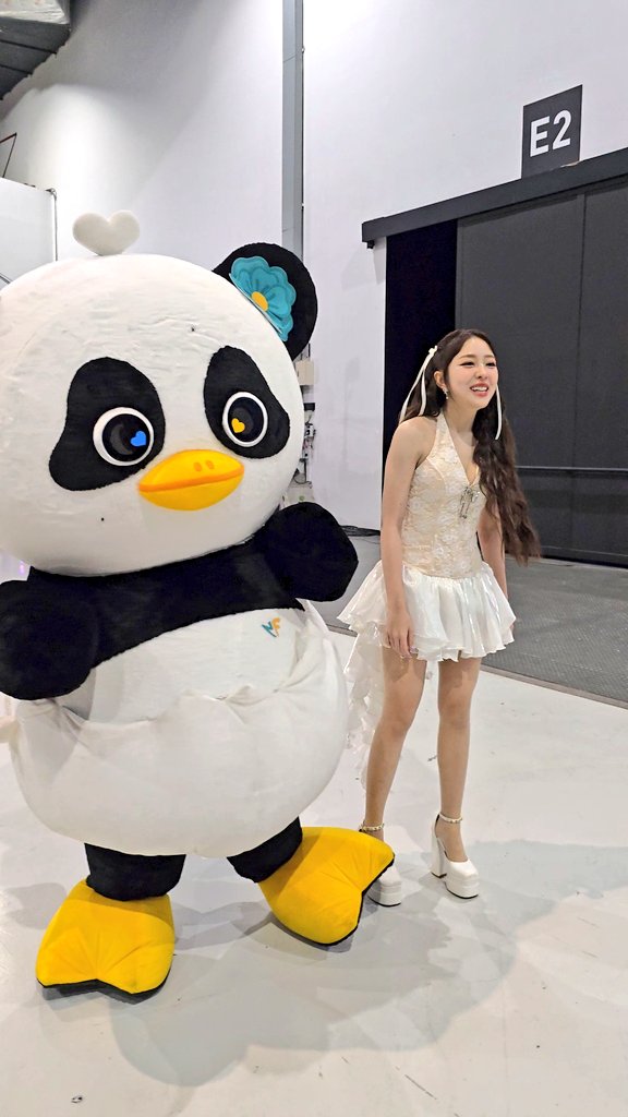 น้าจูน ✅️
น้ามิวนิค ✅️

NamtanFilm BBFanFest DAY2  
#BBFanFestD2 #น้ำตาลฟิล์ม