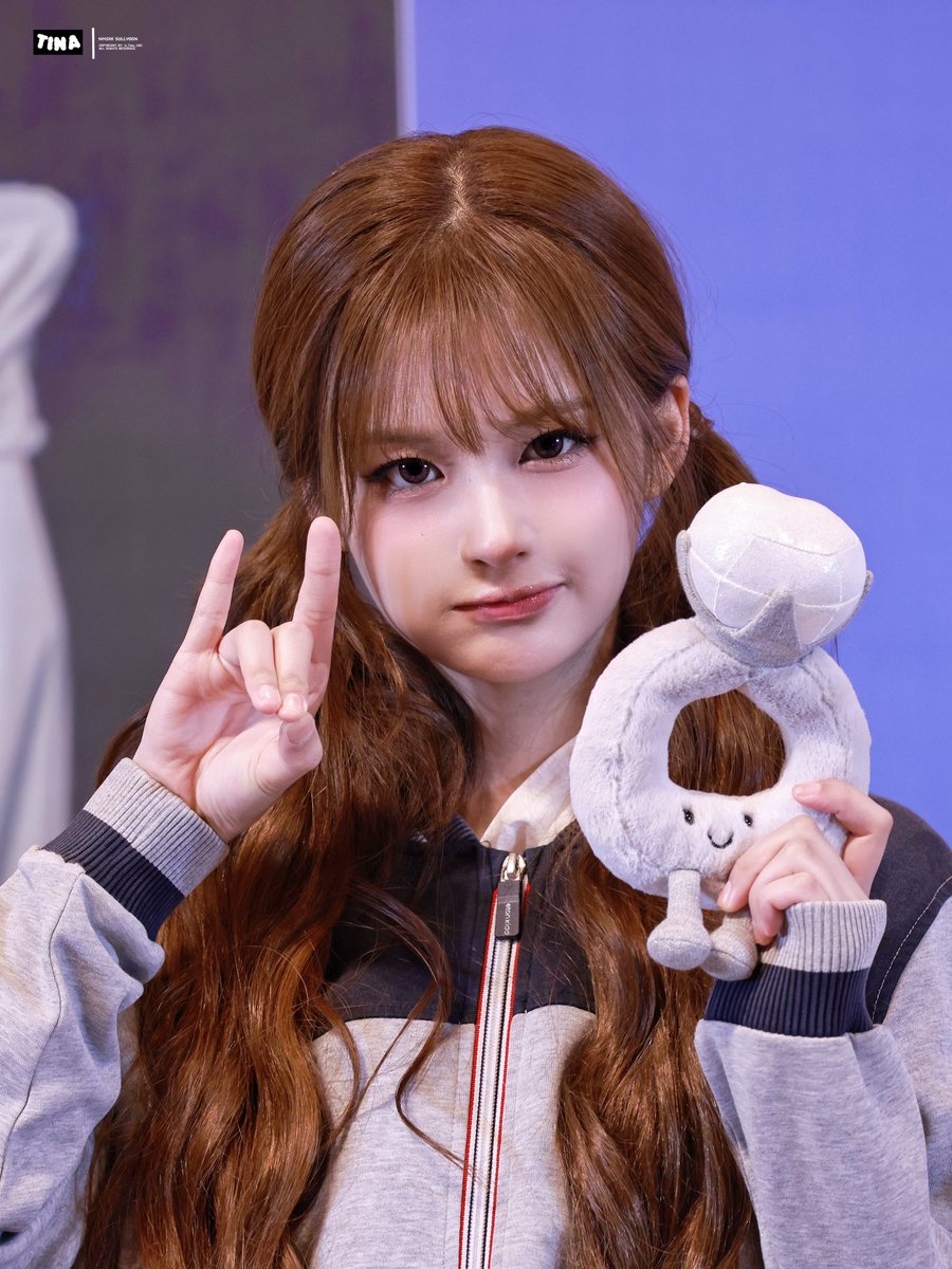 Tina_126's tweet photo. 250629 
#설윤 #SULLYOON
#엔믹스 #NMIXX https://t.co/tzdEObsDCF