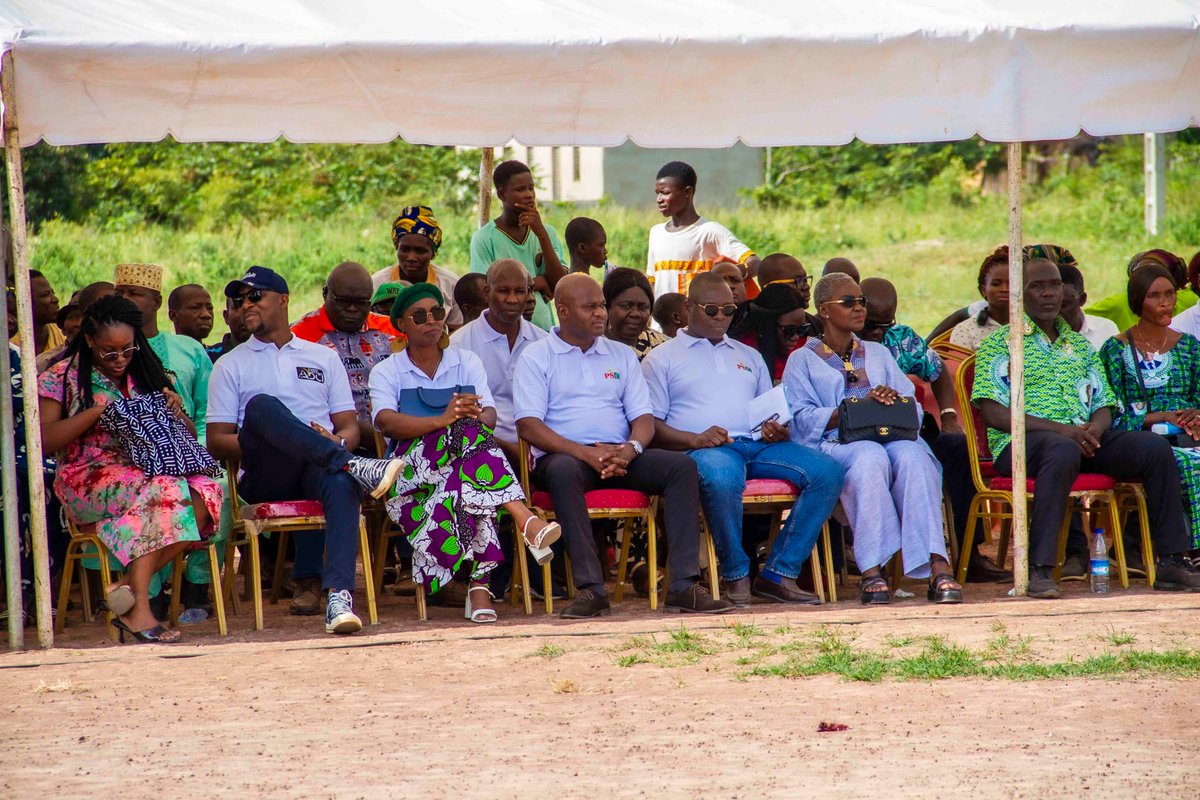 IsraelGuebo's tweet photo. En mission à Koumbala, dans le nord du pays, au nom du président Assalé Tiémoko et pour le compte de @adcotedivoire.
Un meeting du #PSDI sous tension, mais maintenu avec courage.
Nous avons réaffirmé : nul ne peut être empêché de penser, choisir ou s'engager politiquement. Bravo au Dr @CDinignako . #EnsemblePourlaNation