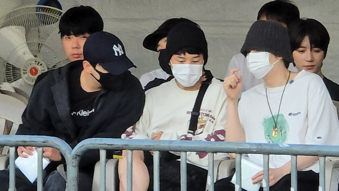 all the tannies came to support their number 1 hyung 🥹