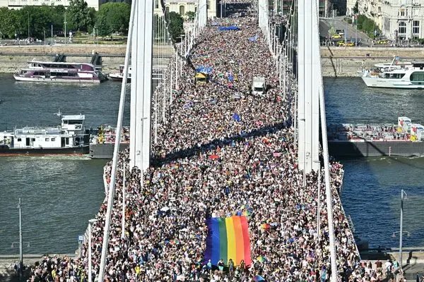 hildevautmans's tweet image. Hungary’s first-ever banned Pride, by Orban’s order.
He got the opposite of what he wanted.
He got exactly what he deserved.
200.000 marched. Largest Pride in Hungarian history. 🇭🇺🏳️🌈