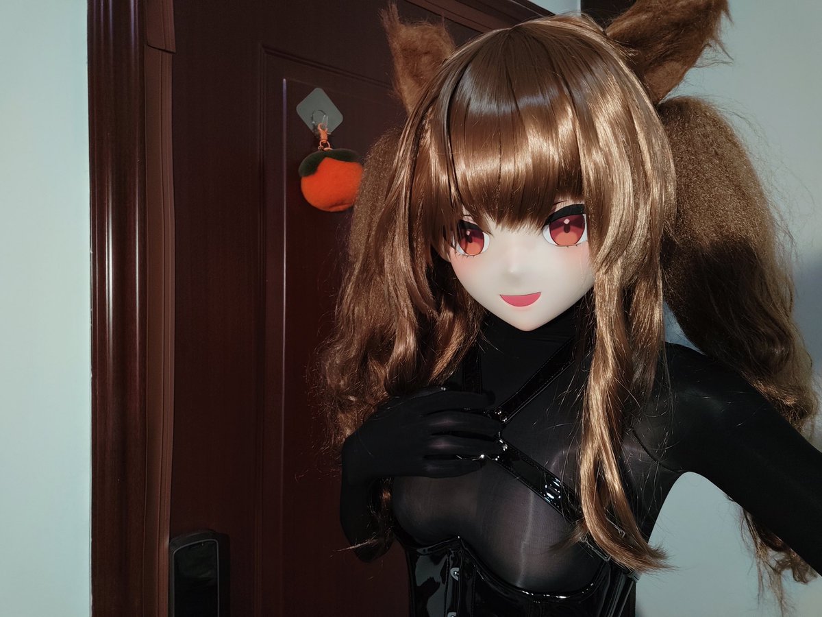 molisan119911's tweet photo. 试一下束腰➕连体黑丝的组合🥰
束腰来自@BlackMarieChina 
#kigurumi https://t.co/gFzvvxX3aM