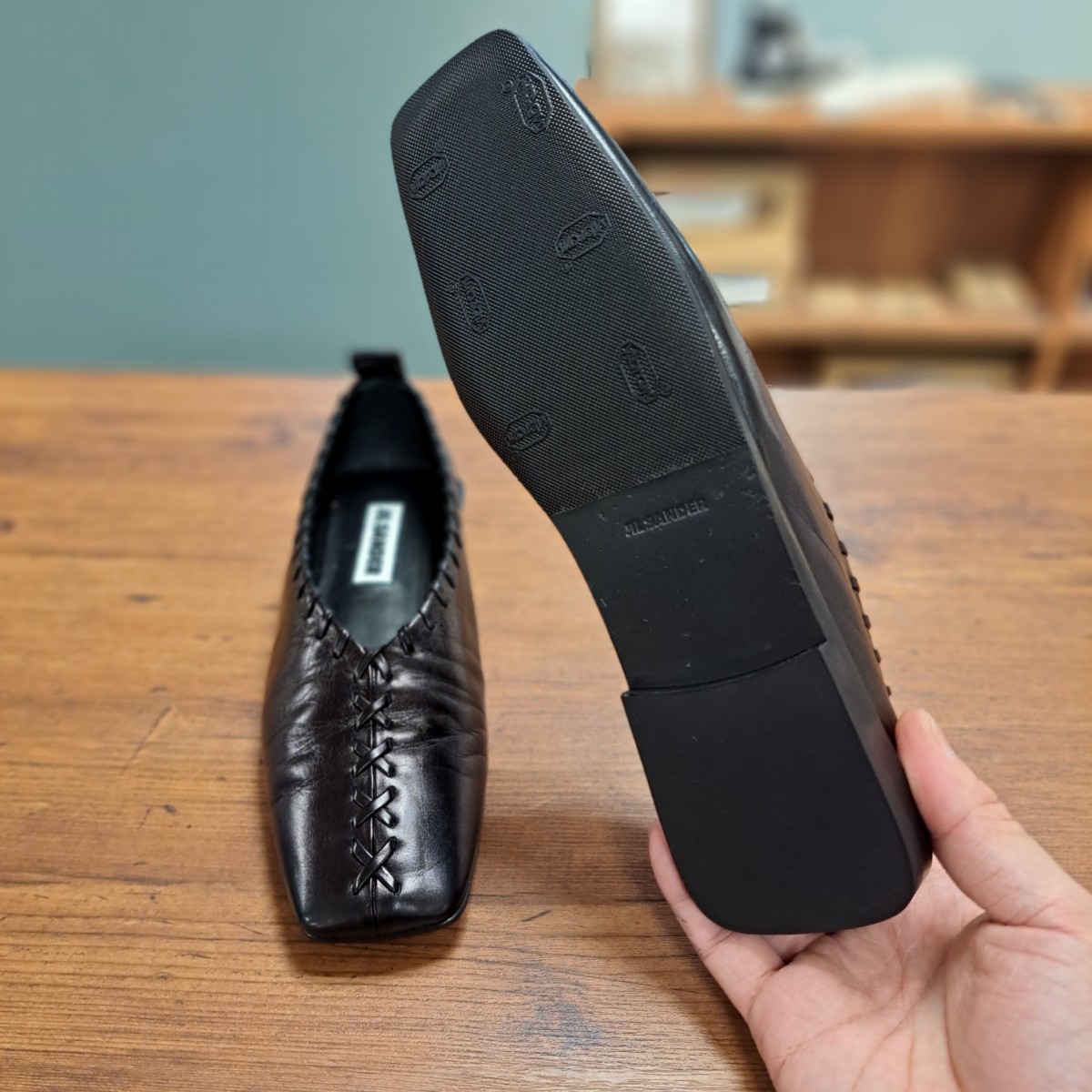 ソールリペア】 ハーフラバー＋カカトラバーで依頼いただきました