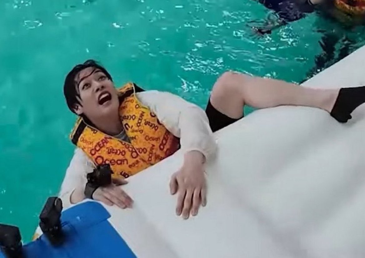 mimiluvlol's tweet image. THIS PIC HAS ME DEAD HELPMEE
#linos