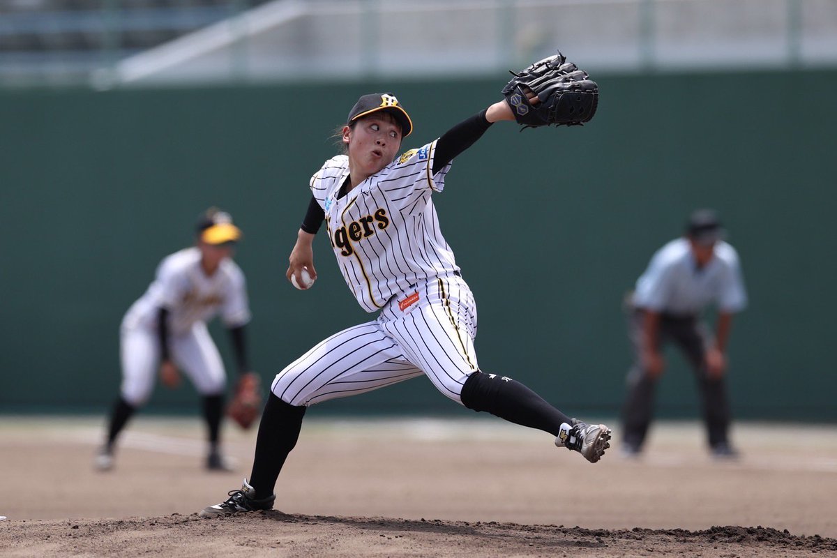 Tigers_Women's tweet image. 本日、第16回女子硬式野球選手権ラッキートーナメント大会(主催:関西女子硬式野球連盟)決勝戦において大阪体育大学(以下 大体大)と対戦しましたのでお知らせします。
大体大 000 100 0 | 1
阪神TW 110 110 X | 4
試合の詳細はスポナビをご覧下さい💁♀️
sports.yahoo.co.jp/official/detai…