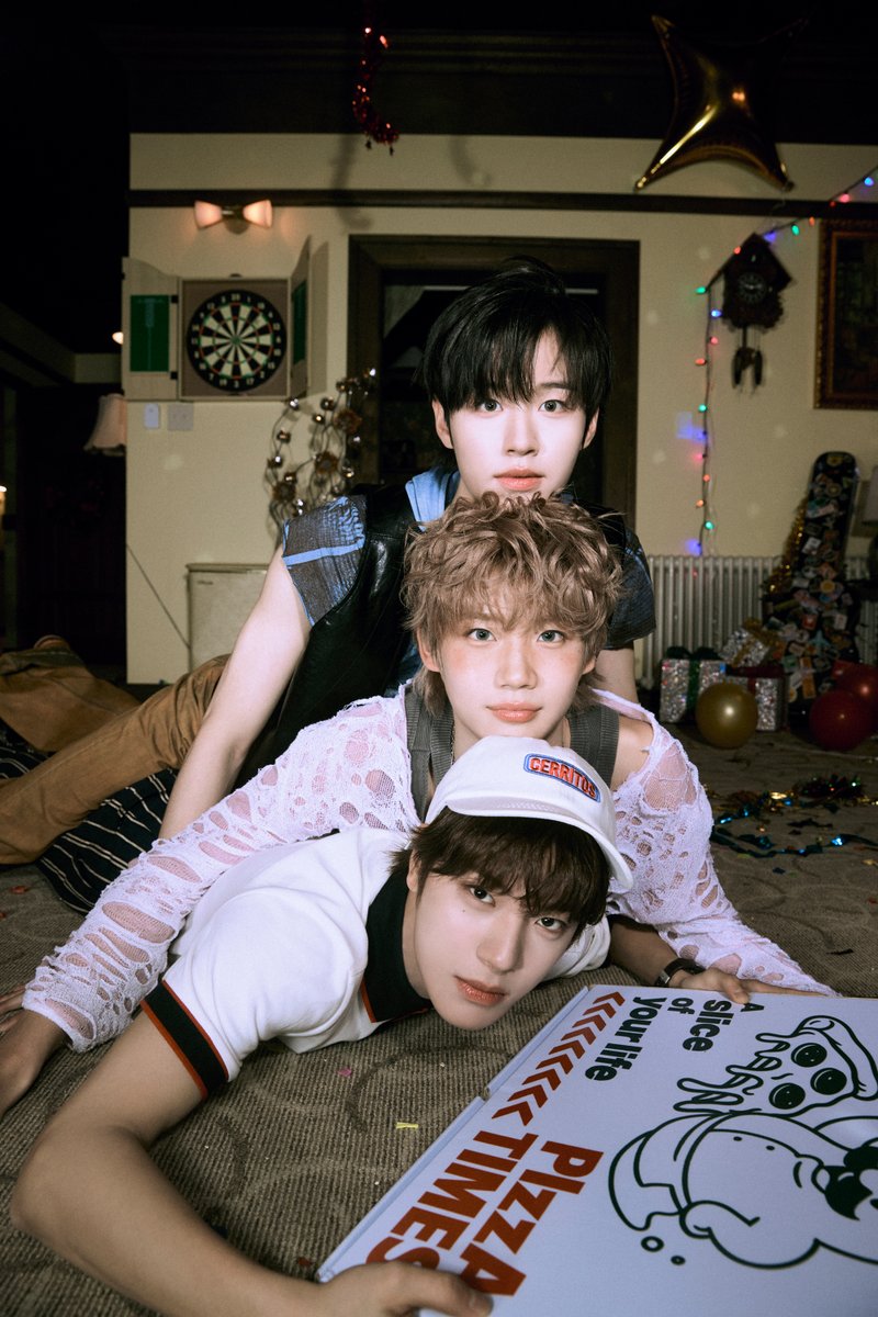 CLOSE YOUR EYES
The 2nd Mini Album '𝑺𝒏𝒐𝒘𝒚 𝑺𝒖𝒎𝒎𝒆𝒓'

👻Concept Photo
“𝙏𝙝𝙚 𝙛𝙤𝙧𝙜𝙤𝙩𝙩𝙚𝙣 𝙩𝙖𝙡𝙚”

2025.07.09 6PM (KST)
Pre-save ➫ lnk.to/CYE_SnowySummer

#CLOSEYOUREYES #클로즈유어아이즈
#클유아 #CYE
#김성민 #KIMSUNGMIN
#송승호 #SONGSEUNGHO
#켄신 #KENSHIN