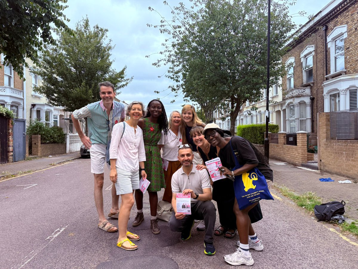 Cllr Nurullah Turan (@cllr_nturan) on Twitter photo It was a lovely, productive and positive Saturday at <a href="/ArsenalLabour/">Arsenal Labour Party</a> out and about with many members, supporting amazing councillors <a href="/fincraig1/">fincraig</a> <a href="/BashOIbrahim/">Bashir Ibrahim</a>, listening to residents then visiting Blackstock Rd, in support of local businesses 🌹🌹 It was a lovely, productive and positive Saturday at <a href="/ArsenalLabour/">Arsenal Labour Party</a> out and about with many members, supporting amazing councillors <a href="/fincraig1/">fincraig</a> <a href="/BashOIbrahim/">Bashir Ibrahim</a>, listening to residents then visiting Blackstock Rd, in support of local businesses 🌹🌹