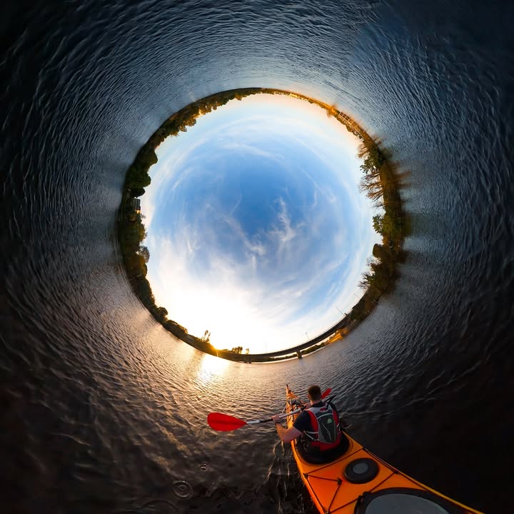 Photo of the Day
どこを見ても夏、どこを切り取っても冒険。
360度カヤックビューで、Cian O’Connell がとらえたサマーナイトの一瞬。

GoProで撮ったお気に入りの作品を応募しよう 👉 GoPro.com/Awards