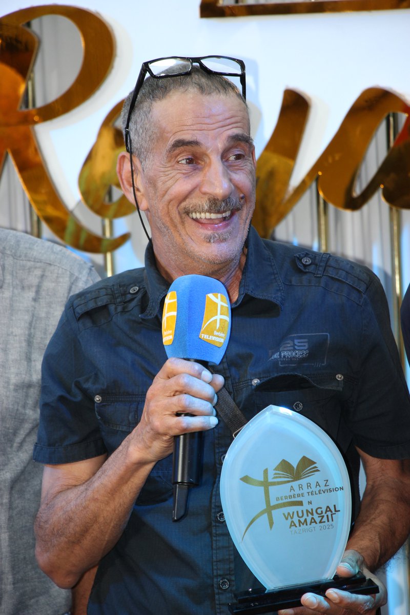 Rachid Tighilt remporte la 1ère édition du Prix Berbère Télévision du Roman Amazigh
Palais Royal Tizi Ouzou – 28.06.2025