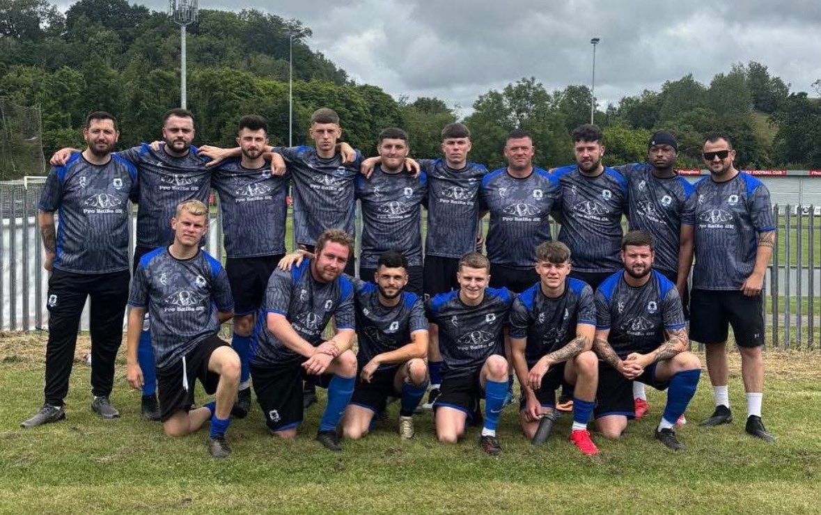 Our Men's team pre season is well under way with a very competitive friendly against Cardiff Hibs.

It was an excellent game between two very good teams as we prepare for the new season

A huge thank you Pro Baits UK for sponsoring our men's training t-shirts.

💙🖤💙