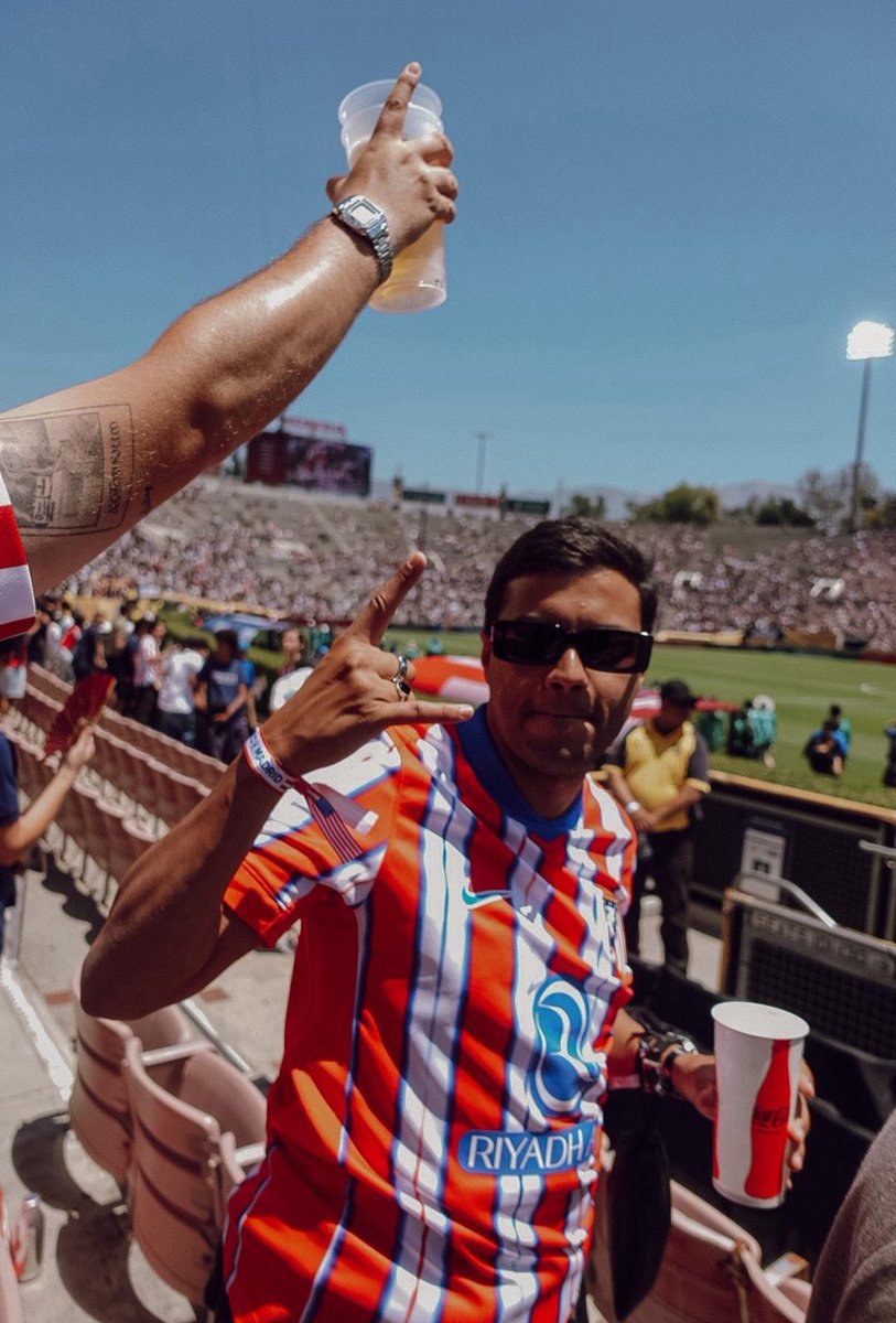 Al <a href="/Atleti/">Atlético de Madrid</a> se le quiere, en las buenas y en las malas. Como pasa en todas las familias. 

Se intentó hasta el final, pero no pudo ser. Otra vez será, seguro. Vivir la CWC con amigos y el equipo en Los Ángeles (🇺🇸) ha sido una experiencia espectacular… Volveremos, no doubts.