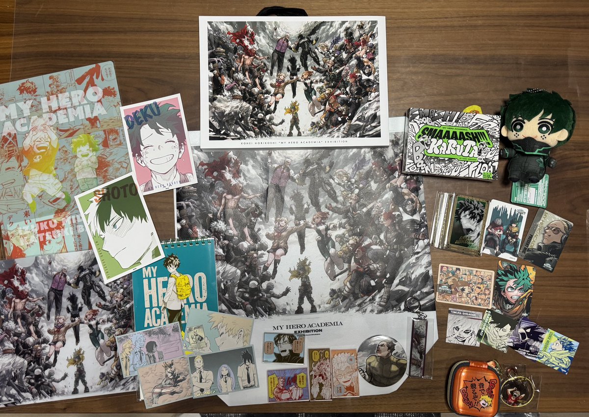 nnlclc6's tweet photo. ヒロアカ原画展のグッズ〜！😆
めっちゃ神引きって思うぐらい良き🫶
と・く・に・！
マグネットステッカー！！
玄関に貼ります🤣笑

 #ヒロアカ原画展 https://t.co/iKOurfT9N0
