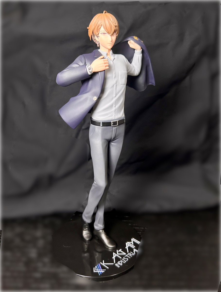 加賀美ハヤトフィギュア届いた 顔は角度大事 脚なげぇ