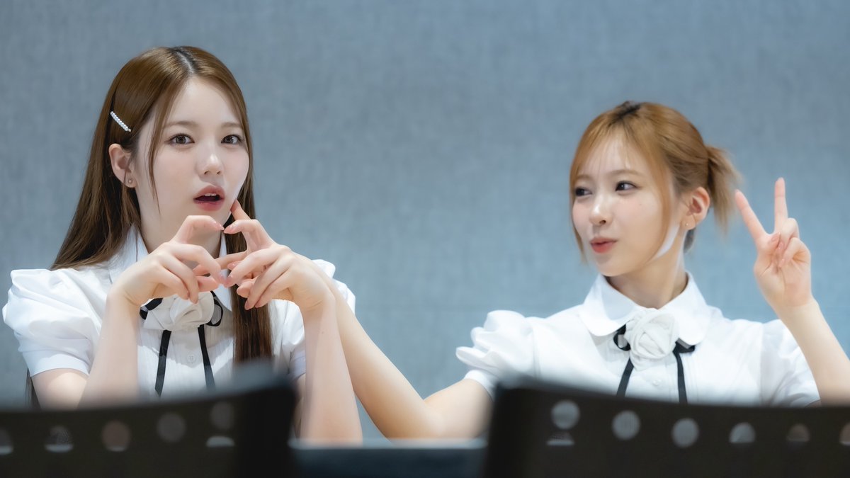 😂🤍💚 #NiziU #LOVE_LINE #NiziU_オフラインイベント #全員サイン会