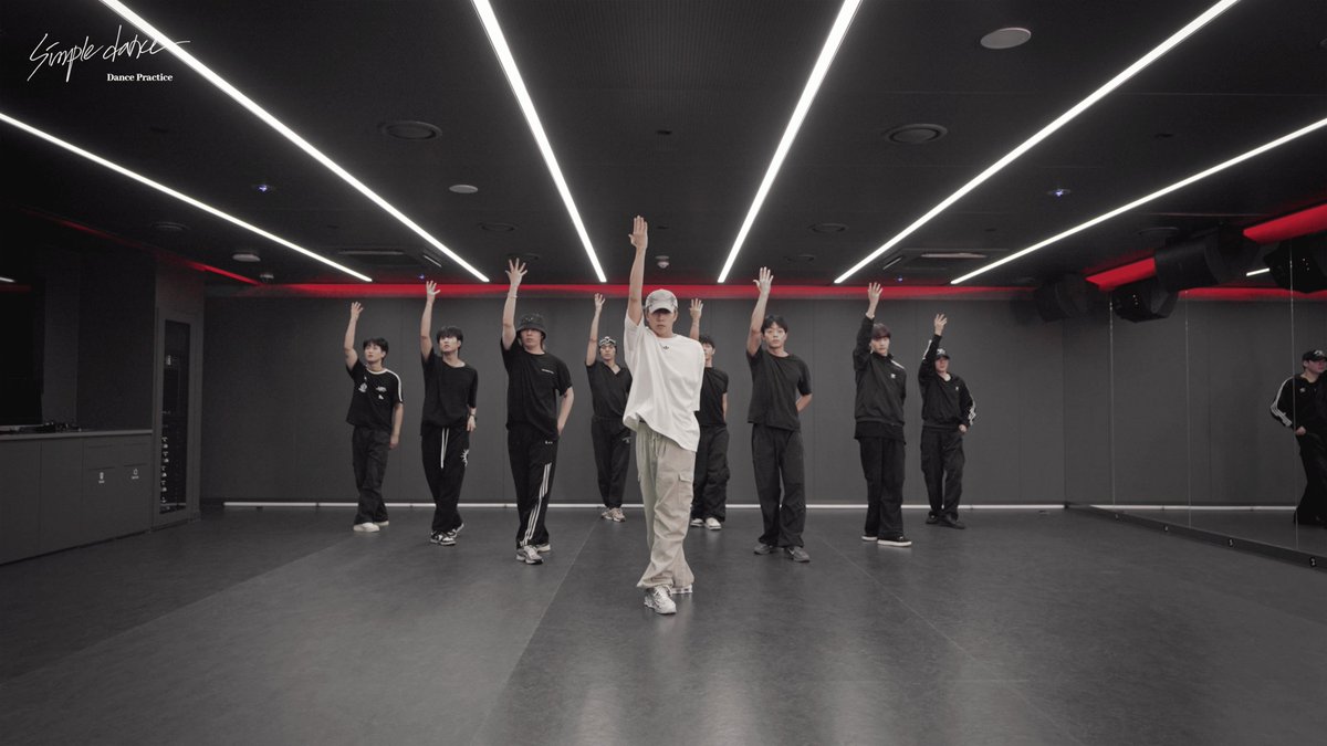 장우영 "Simple dance" Dance Practice (Fix Ver.)

🕺🏻youtu.be/boBgT2Yiydg

#장우영 #JangWooyoung
#Simpledance