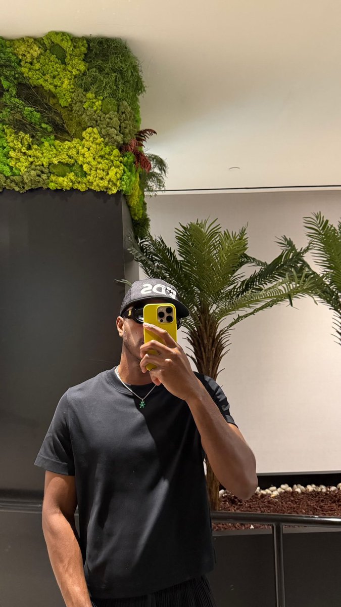 contotob's tweet image. All the things I know, I still been silent though.