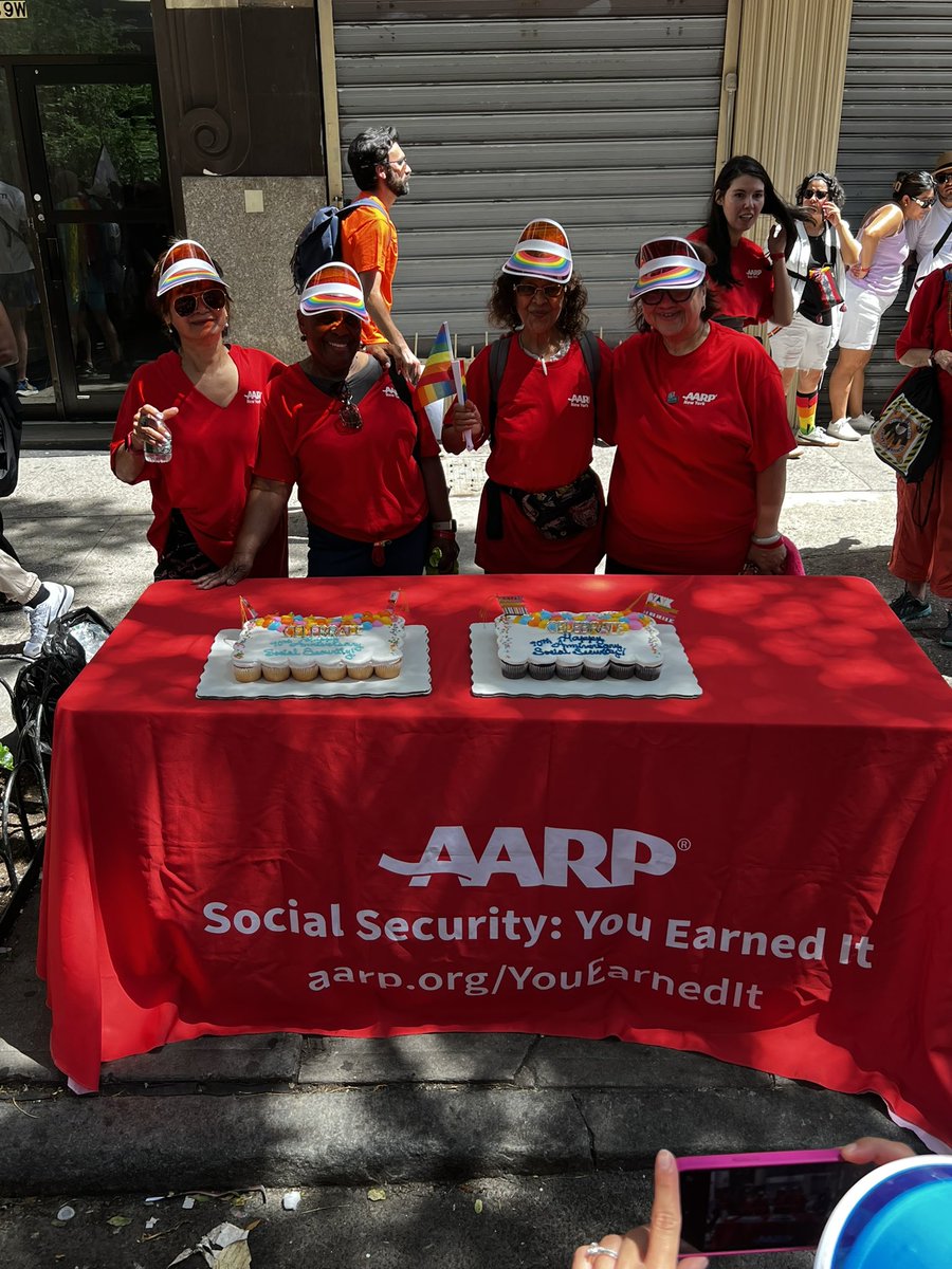AARPNY's tweet photo. Honoring #SocialSecurity's 90th anniversary on August 14! Take a stand to protect it, because millions depend on it. 

Take the pledge: https://t.co/0dOb4oBQfh #WeEarnedit https://t.co/dhyV1NY2ej