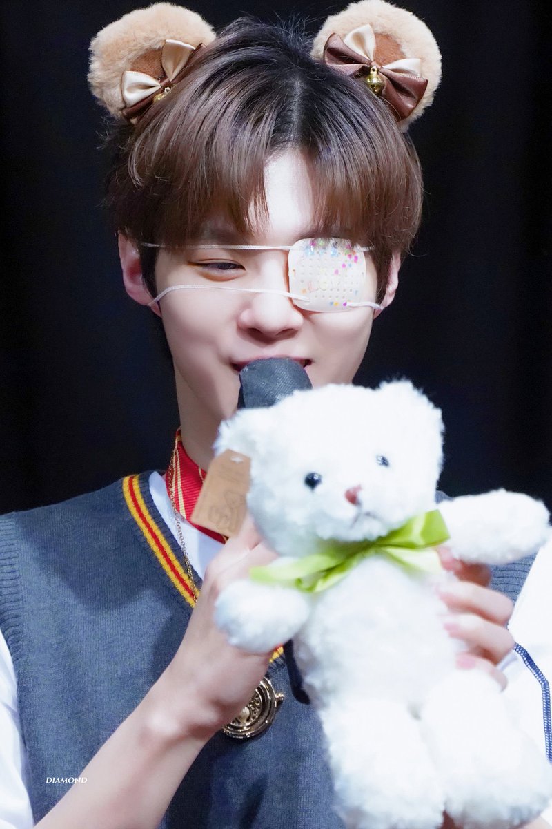 깡 tweet media